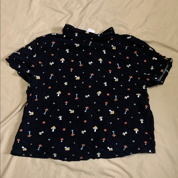 No Boundaries Black Button Down w/ Mushroom Pattern - Picture 4 of 4